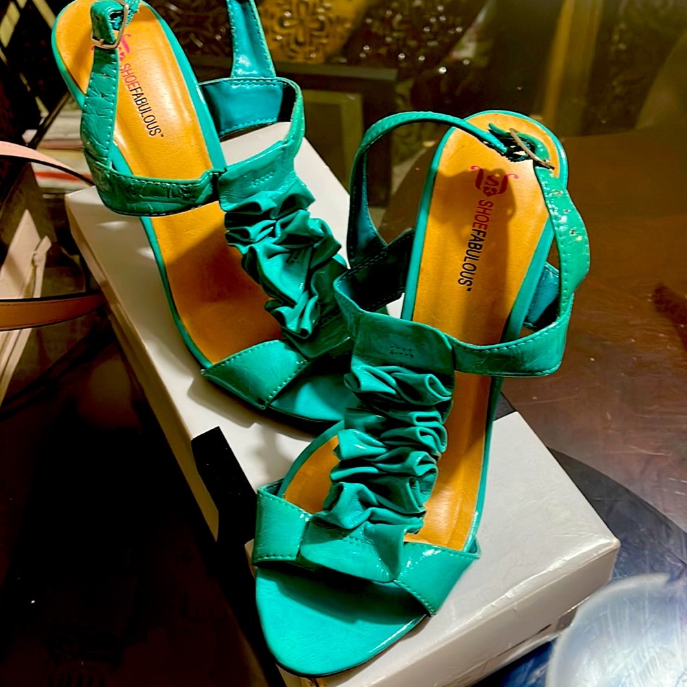 Just Fabulous Heel (Turquoise)